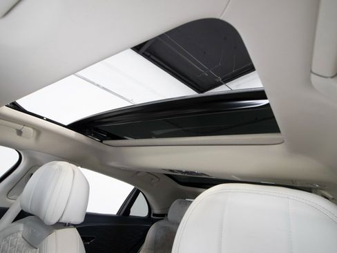 Used 2020 Bentley Flying Spur W12 w/ First Edition Specification image 41