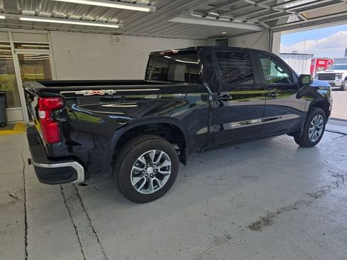 Certified 2025 Chevrolet Silverado 1500 LT AWD/4WD image 6