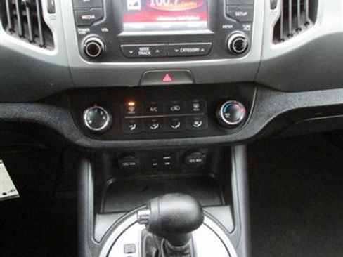 Used 2015 Kia Sportage LX image 24