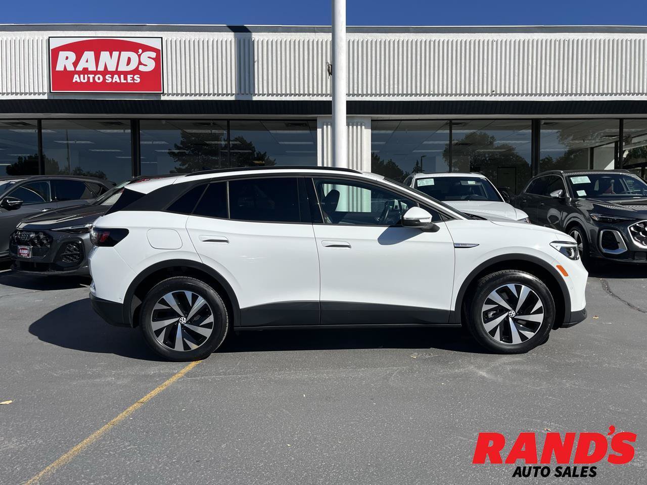 Used 2023 Volkswagen ID.4 Pro AWD/4WD image 1