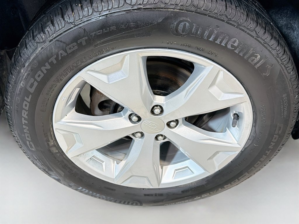 Used 2014 Subaru Forester 2.5i Limited AWD/4WD image 23