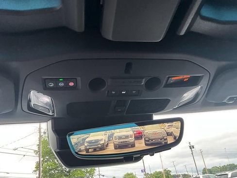 Used 2024 GMC Hummer EV 3X AWD/4WD image 33