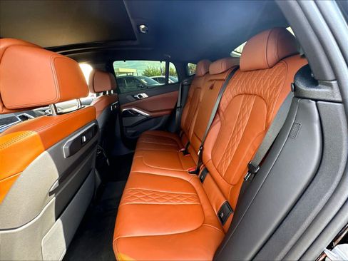 Used 2026 BMW X6 M60i w/ Executive Package AWD/4WD image 23