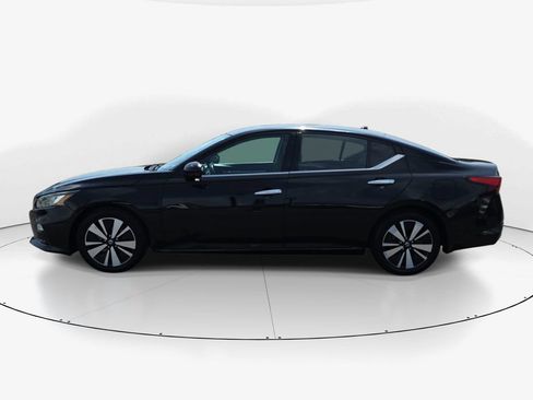 Used 2021 Nissan Altima 2.5 SL FWD image 10