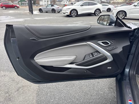 Used 2020 Chevrolet Camaro SS image 28
