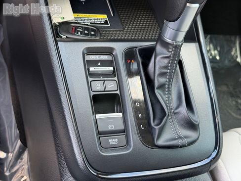 Certified 2025 Honda CR-V EX-L image 32