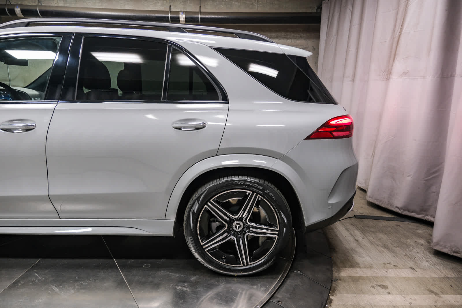 Certified 2024 Mercedes-Benz GLE 450 4MATIC image 8
