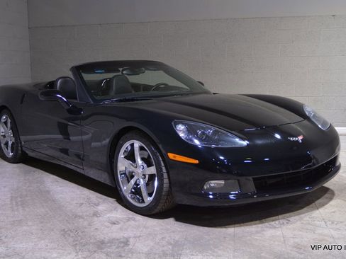 Used 2009 Chevrolet Corvette w/ Preferred Equipment Group image 3