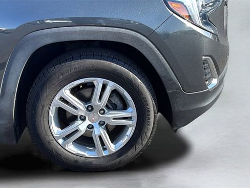 Used 2020 GMC Terrain SLE image 21
