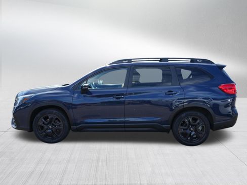 Used 2023 Subaru Ascent Onyx Edition AWD/4WD image 4