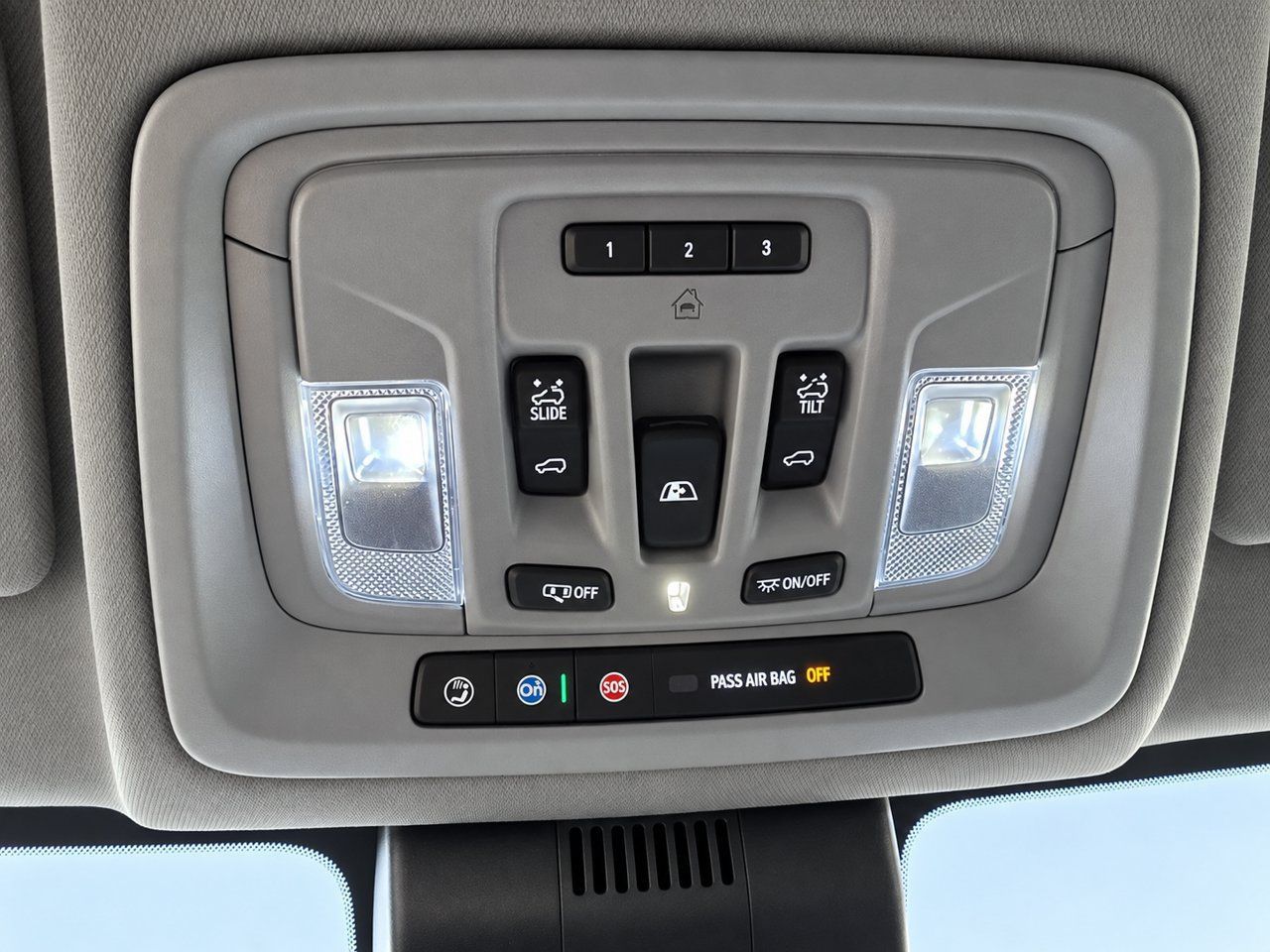 Certified 2024 Chevrolet Silverado 1500 LTZ w/ LTZ Premium Package AWD/4WD image 25