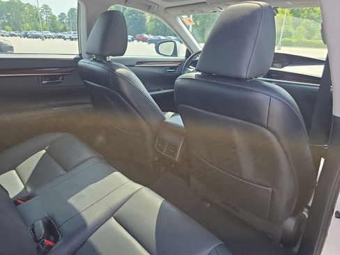 Used 2017 Lexus ES 350 w/ Premium Package FWD image 11