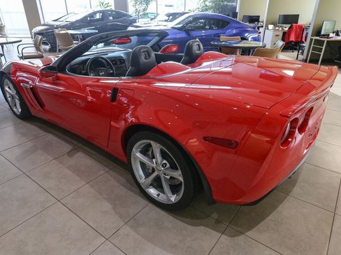 Used 2010 Chevrolet Corvette Grand Sport w/ Preferred Equipment Group RWD image 9
