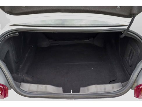 Used 2021 Chevrolet Camaro LT image 22