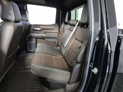 Used 2023 GMC Sierra 1500 Denali w/ Denali Reserve Package AWD/4WD image 26