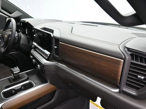 New 2026 Chevrolet Silverado 1500 High Country AWD/4WD image 42
