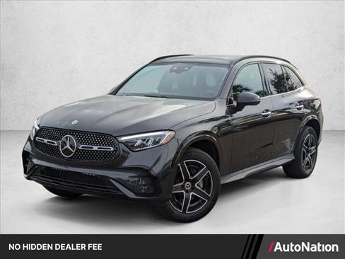 Certified 2026 Mercedes-Benz GLC 300 image 1