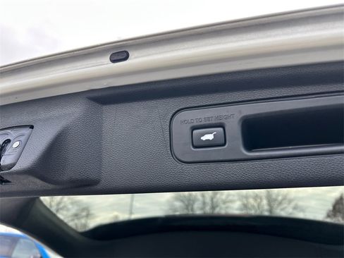 Used 2018 Honda Odyssey EX-L image 34