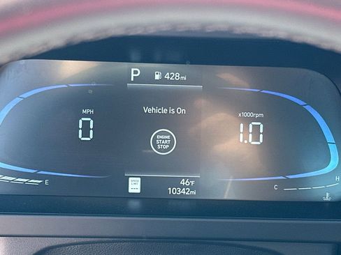 Used 2025 Hyundai Elantra Sport FWD image 26