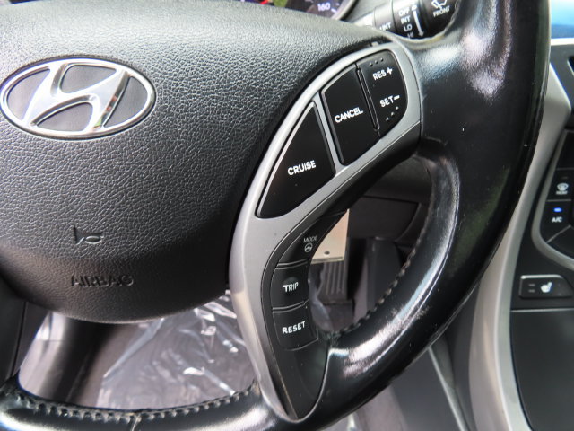 Used 2015 Hyundai Elantra Limited FWD image 21