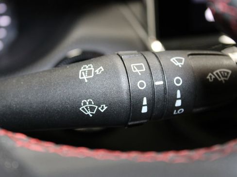 Used 2025 Jeep Compass Trailhawk image 41