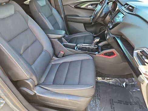 Used 2021 Chevrolet TrailBlazer RS w/ Sun and Liftgate Package image 23