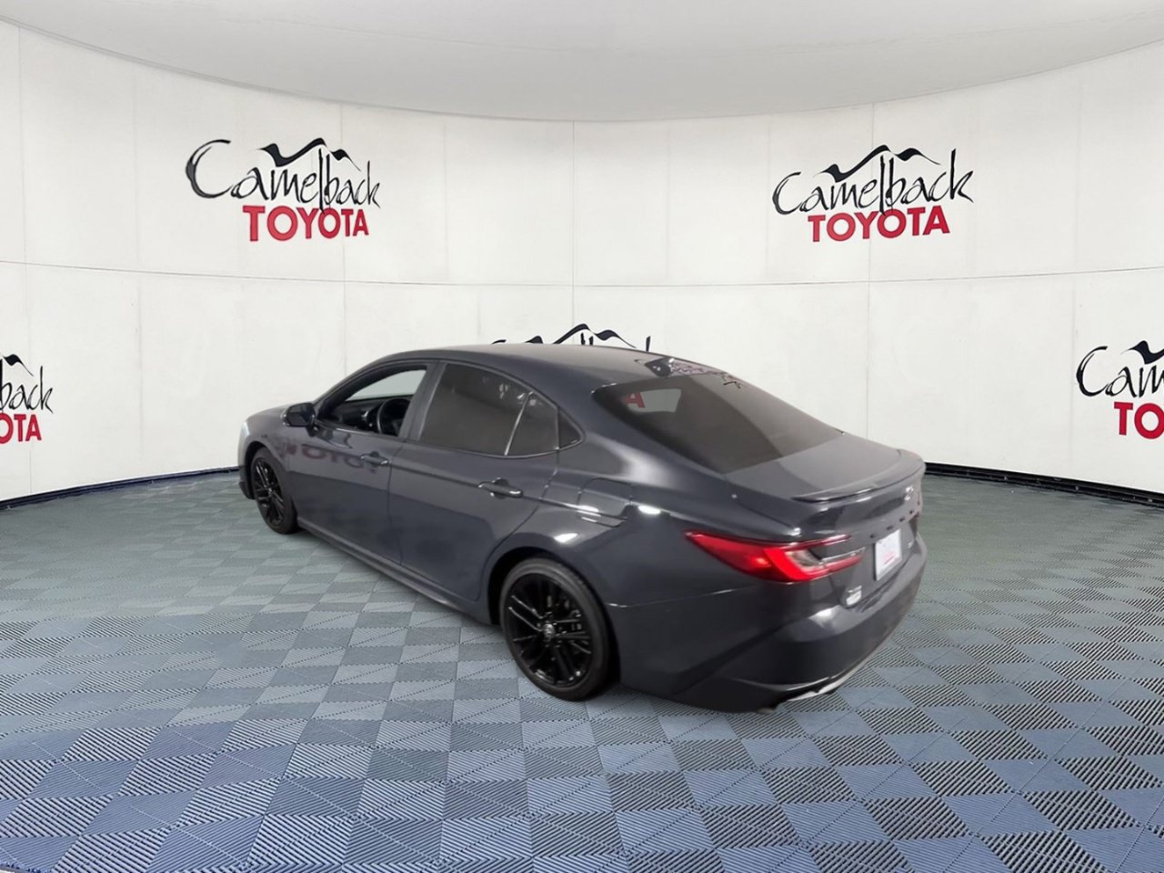 Used 2026 Toyota Camry SE FWD image 8
