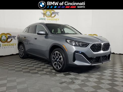 Certified 2025 BMW X2 xDrive28i w/ Premium Package image 1