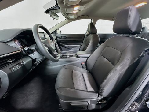 Used 2023 Nissan Altima 2.5 S FWD image 13