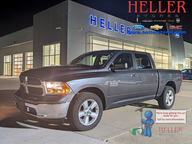 Used 2017 RAM 1500 Classic SLT AWD/4WD image 1