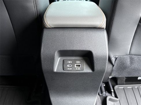 Certified 2025 Subaru Crosstrek 2.5i Limited w/ Popular Package #3A image 22