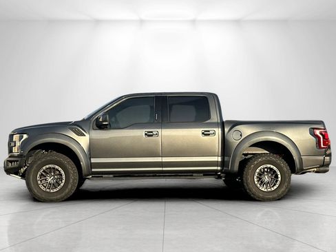 Used 2019 Ford F150 Raptor w/ Equipment Group 802A Luxury image 6