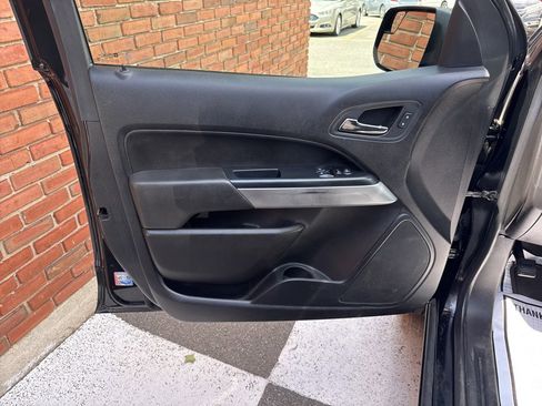 Used 2021 Chevrolet Colorado LT w/ LT Convenience Package AWD/4WD image 35