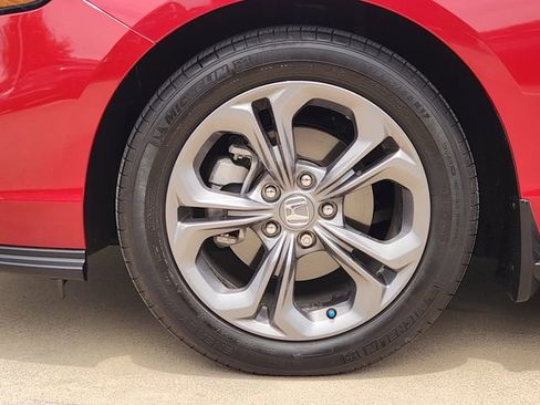 Used 2024 Honda Accord EX image 8