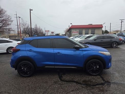 Used 2023 Nissan Kicks SR w/ Interior Electronics Package image 3