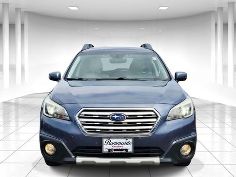 Used 2017 Subaru Outback 3.6R Limited AWD/4WD image 5