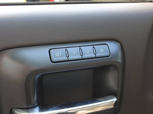 Used 2015 Chevrolet Silverado 2500 LTZ w/ Duramax Plus Package AWD/4WD image 11