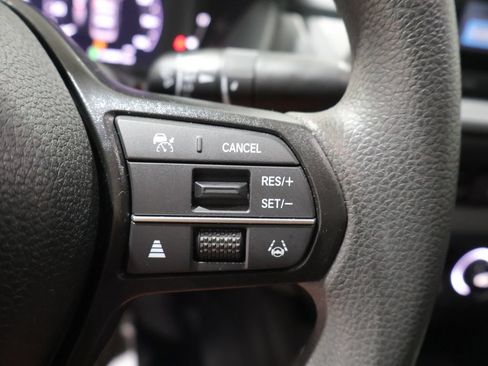 Used 2024 Honda Accord EX image 31