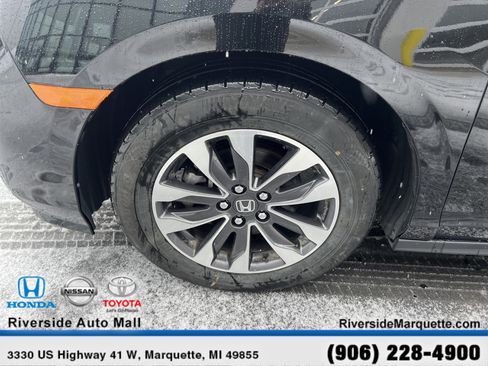Used 2024 Honda Odyssey EX-L image 11