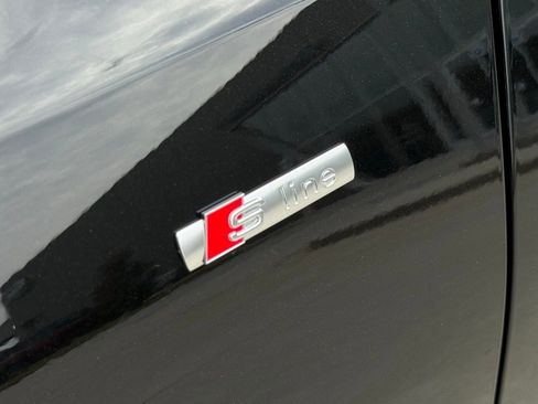 New 2026 Audi Q3 quattro 2.0T image 8