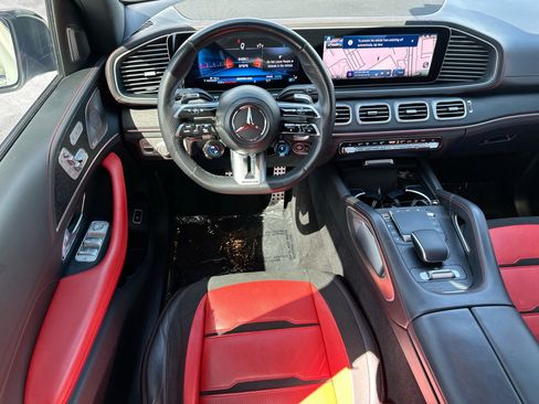 Used 2024 Mercedes-Benz GLE 53 AMG 4MATIC image 24