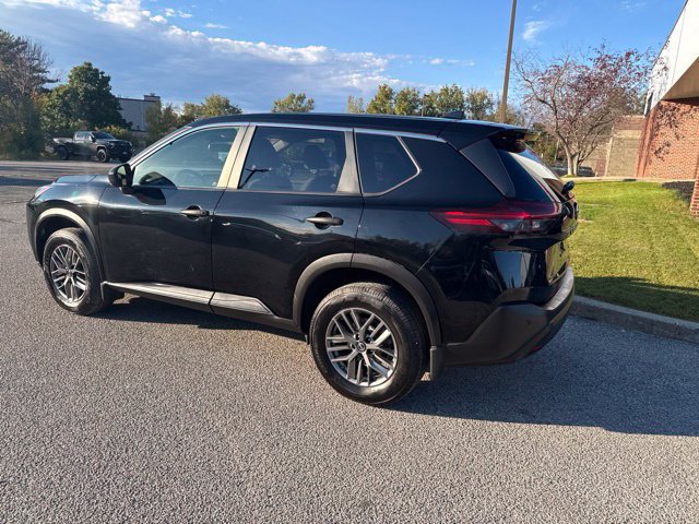 Used 2021 Nissan Rogue S AWD/4WD image 36