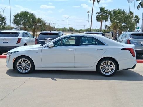 Used 2024 Cadillac CT4 Luxury image 3