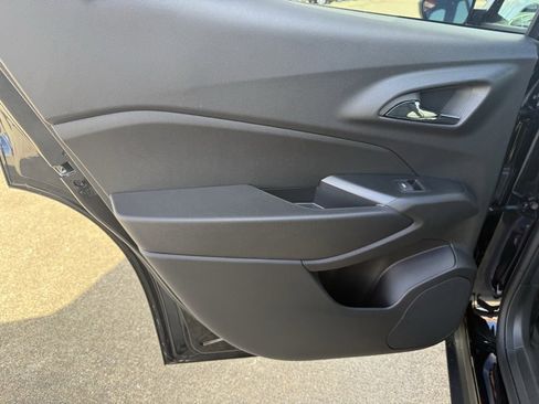 New 2026 Chevrolet Trax RS image 28