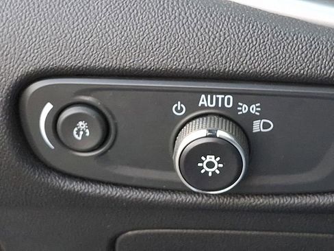 Used 2024 Chevrolet Malibu LT FWD image 23