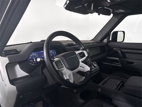 Certified 2021 Land Rover Defender 110 SE image 9