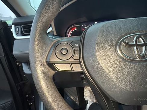 Used 2024 Toyota RAV4 XLE image 17