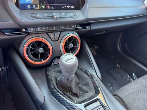Certified 2021 Chevrolet Camaro SS RWD image 21