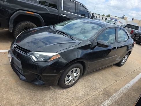 Used 2015 Toyota Corolla L FWD image 2