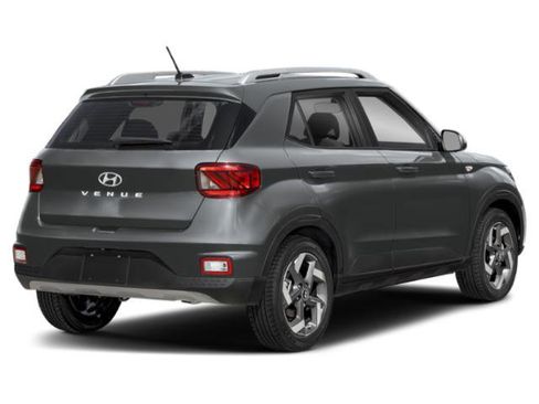 Used 2024 Hyundai Venue SEL FWD image 2